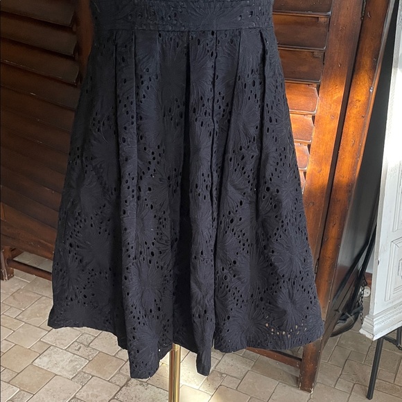 Adrianna Papell Elegant Black Eyelet Dress Lined NWOT Size 4 Fit and Flare - Picture 4 of 10